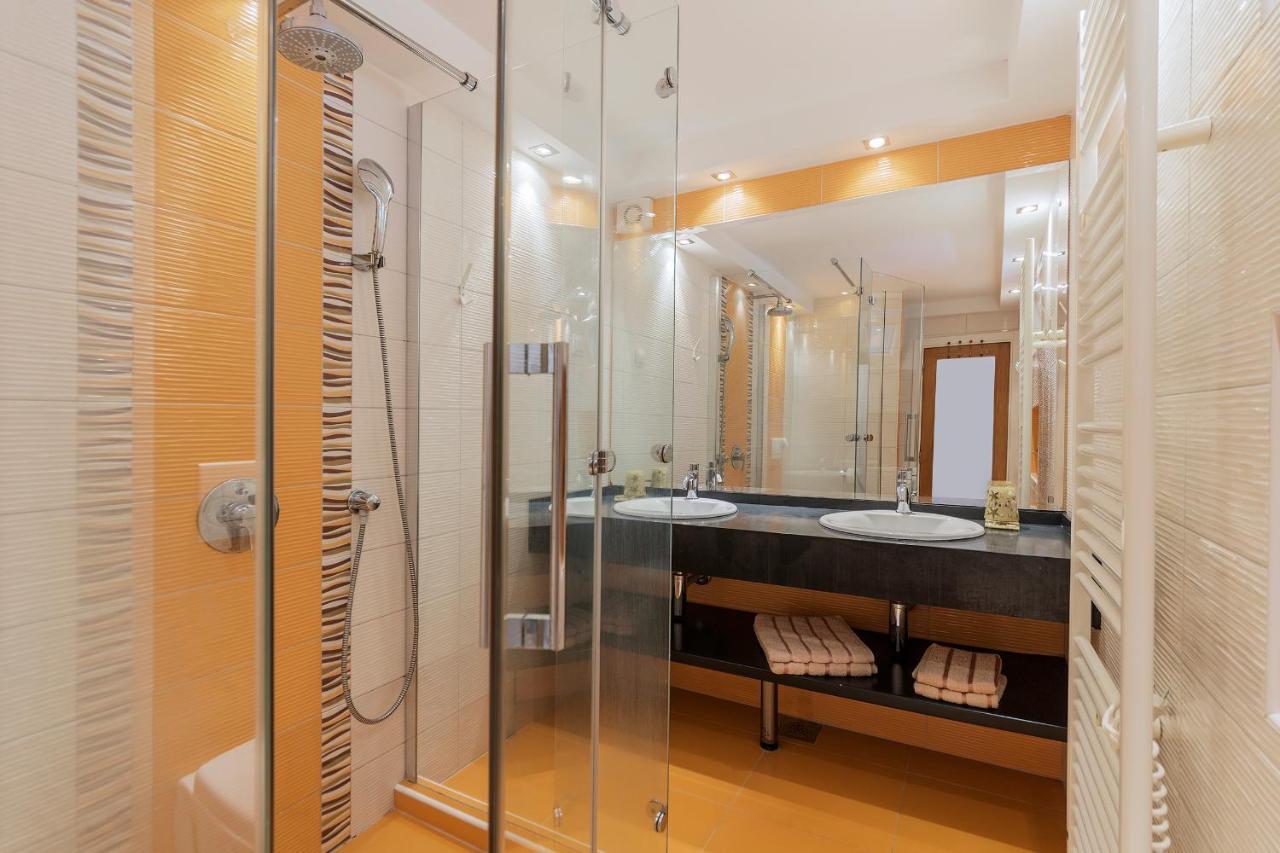 Apartments Villa Lungomare Pula Dış mekan fotoğraf