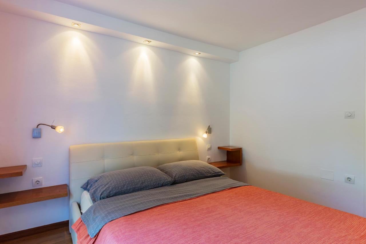Apartments Villa Lungomare Pula Dış mekan fotoğraf